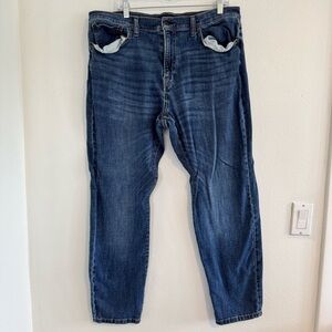 Lucky Brand Relaxed Fit Dark Blue Jeans Size 40/32 Never worn